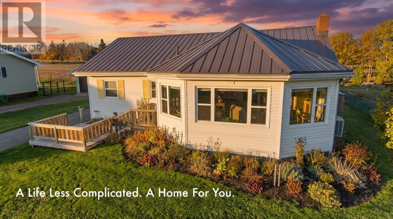 22 Hilltop Avenue, North Rustico, Prince Edward Island