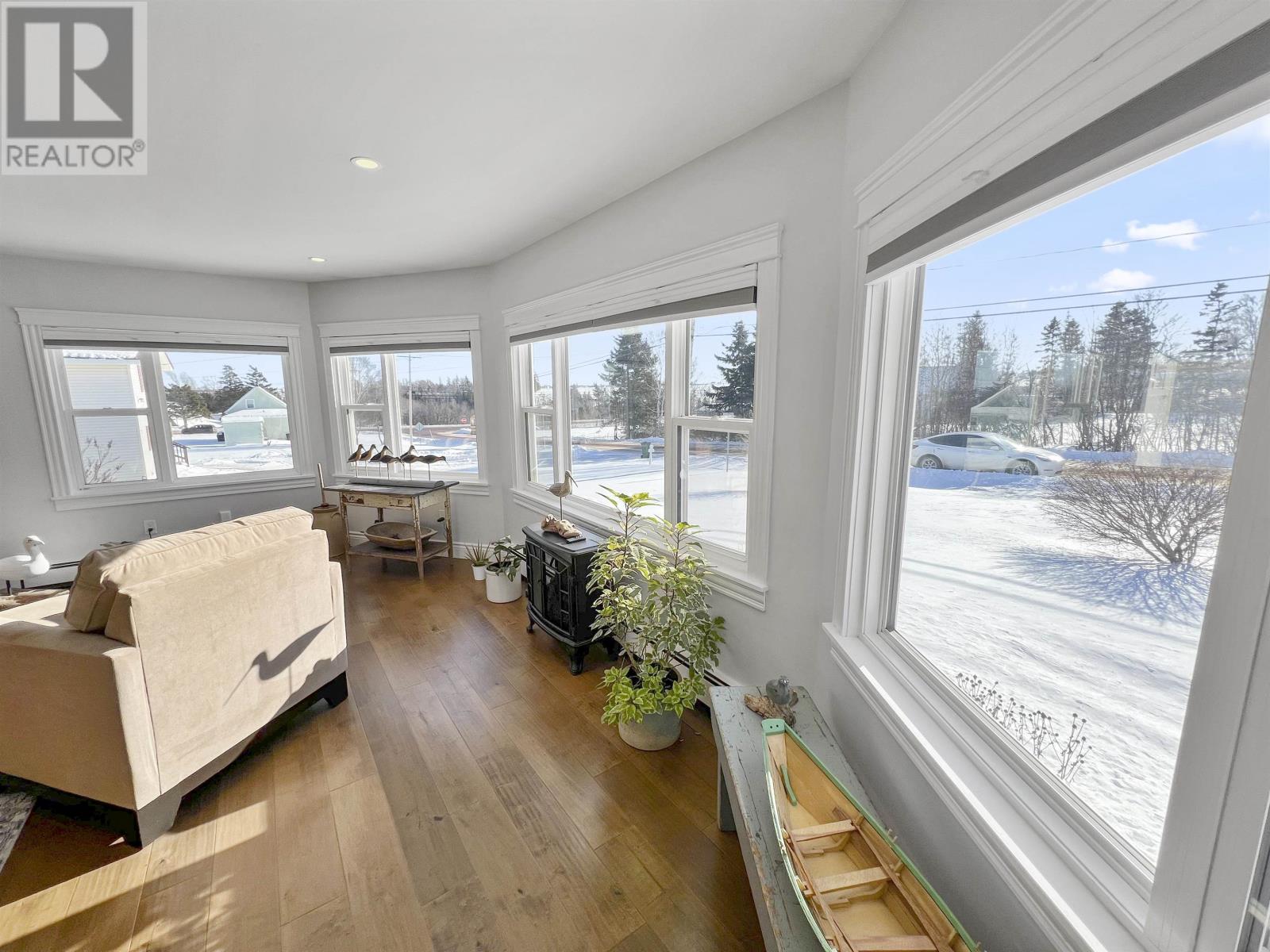 22 Hilltop Avenue, North Rustico, Prince Edward Island  C0A 1X0 - Photo 14 - 202602082