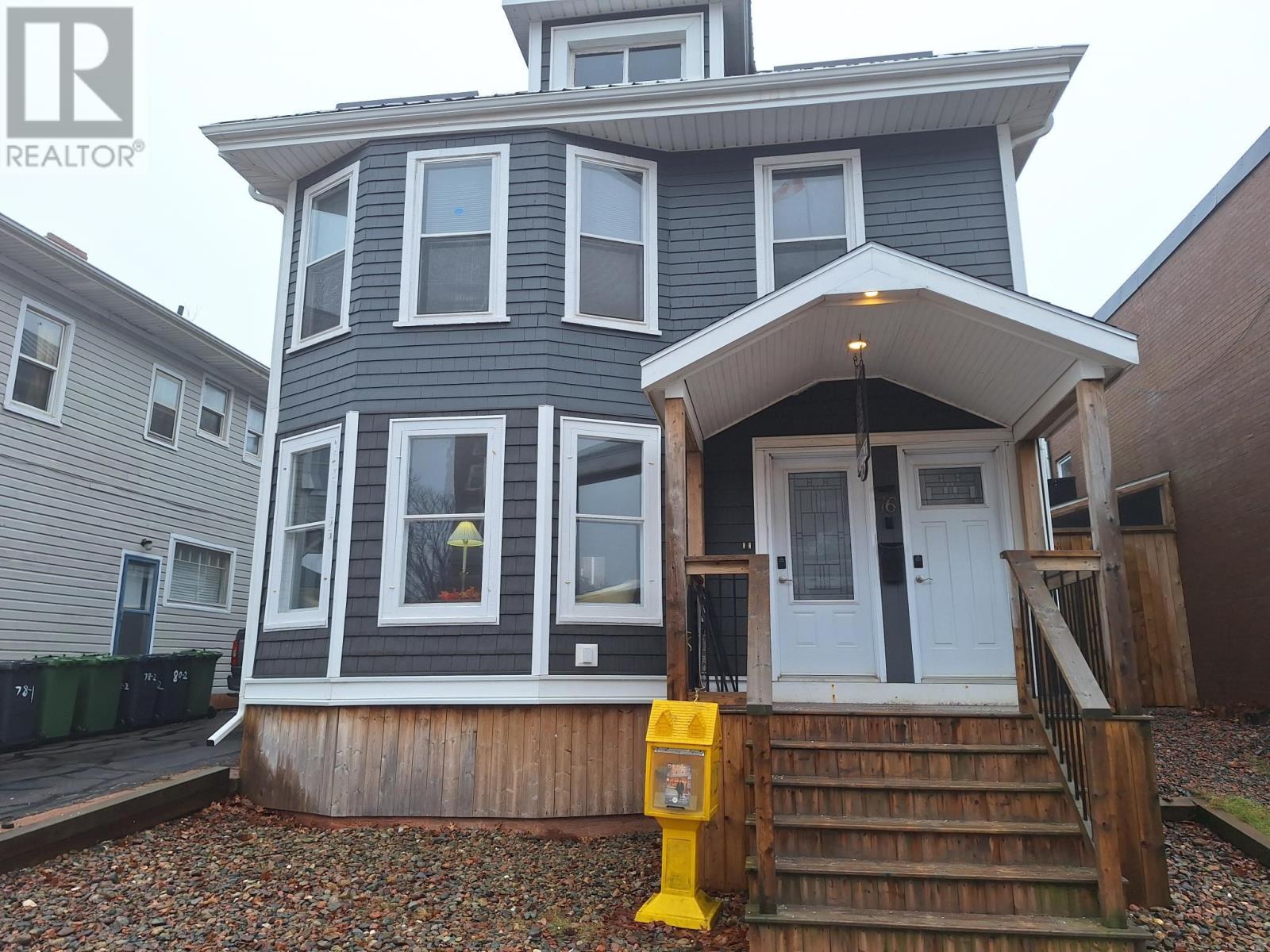 76 76 Kent Street, Charlottetown, Prince Edward Island  C1A 1M9 - Photo 1 - 202602661