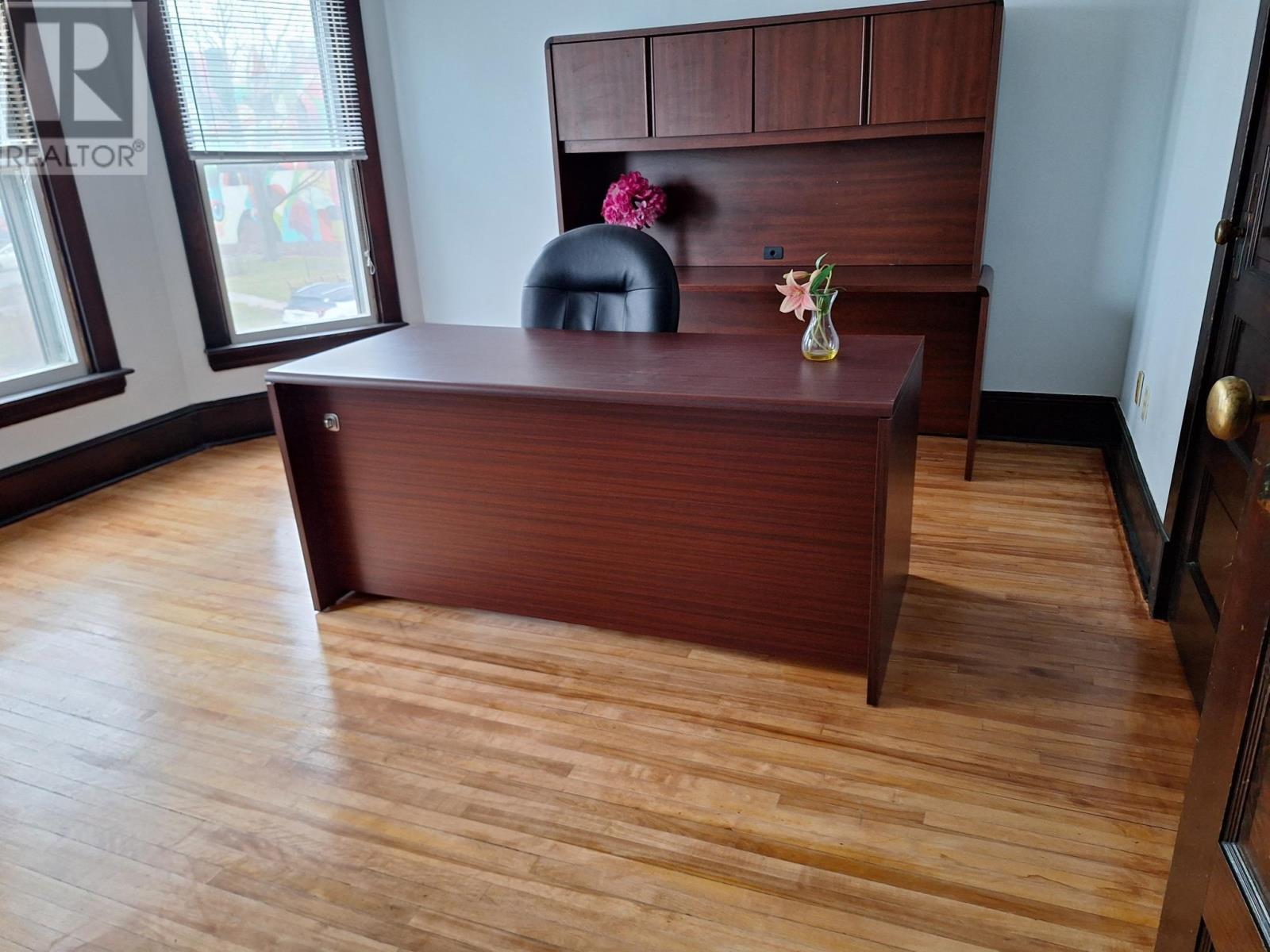 76 76 Kent Street, Charlottetown, Prince Edward Island  C1A 1M9 - Photo 3 - 202602661