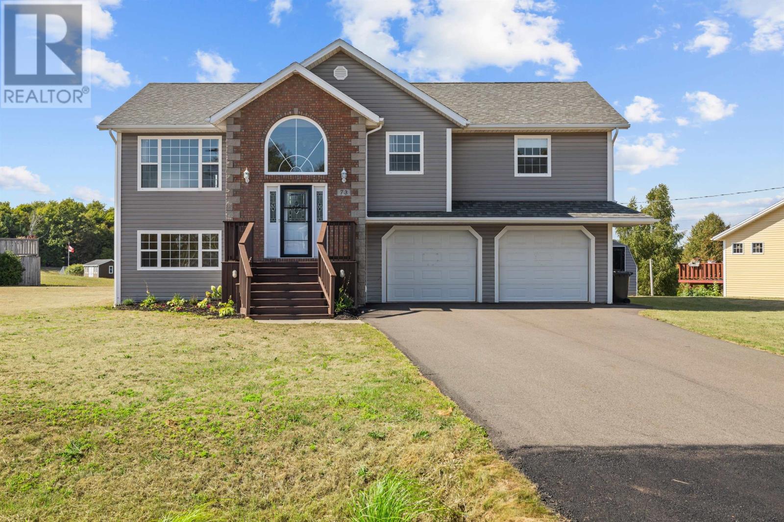 73 BONAVISTA Avenue, Stratford, Prince Edward Island