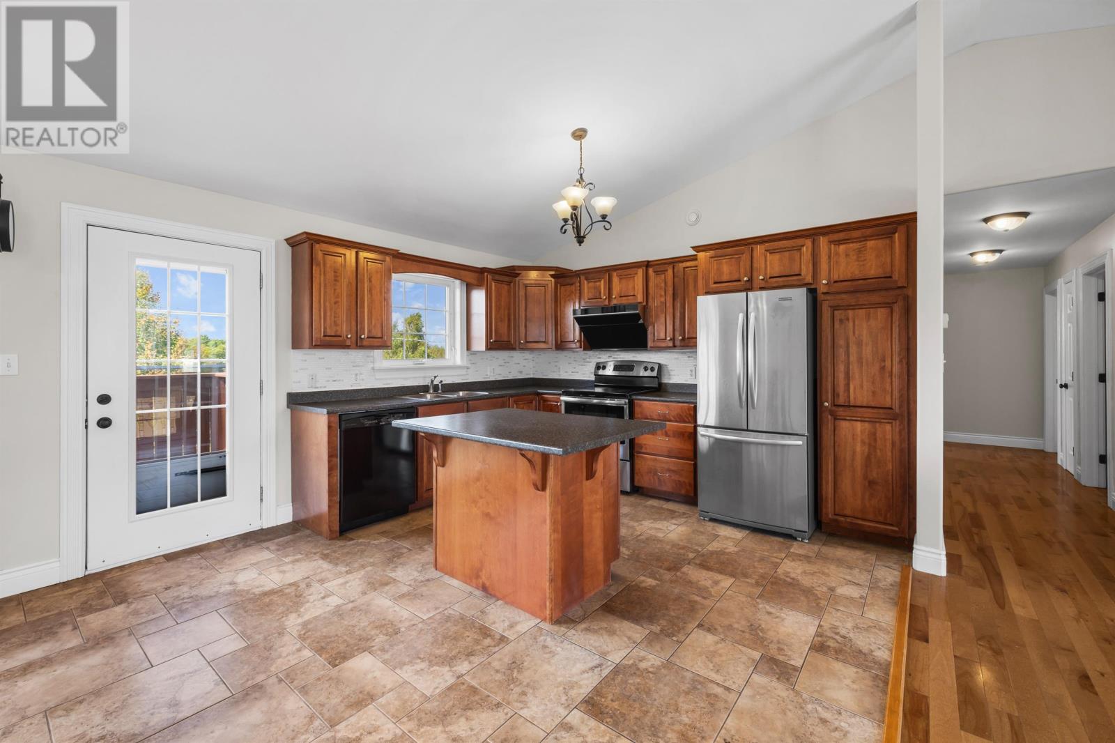 73 Bonavista Avenue, Stratford, Prince Edward Island  C1B 0E5 - Photo 13 - 202602911