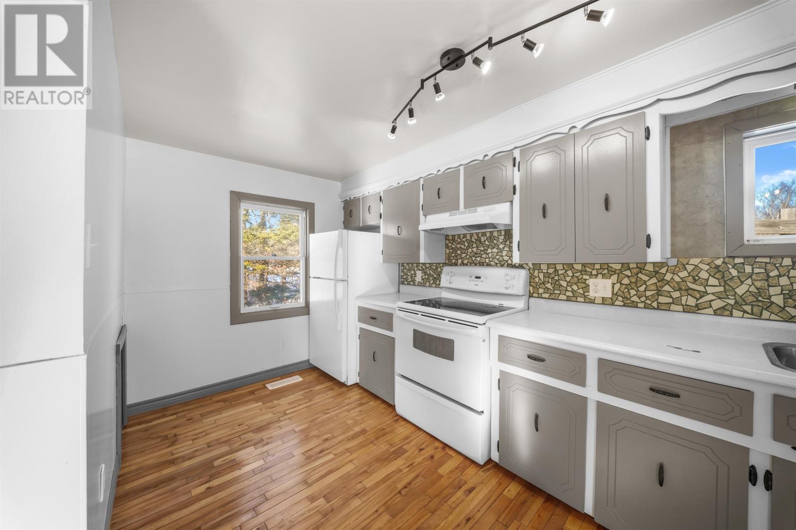 250 Church Street, Tignish, Prince Edward Island  C0B 2B0 - Photo 9 - 202602961