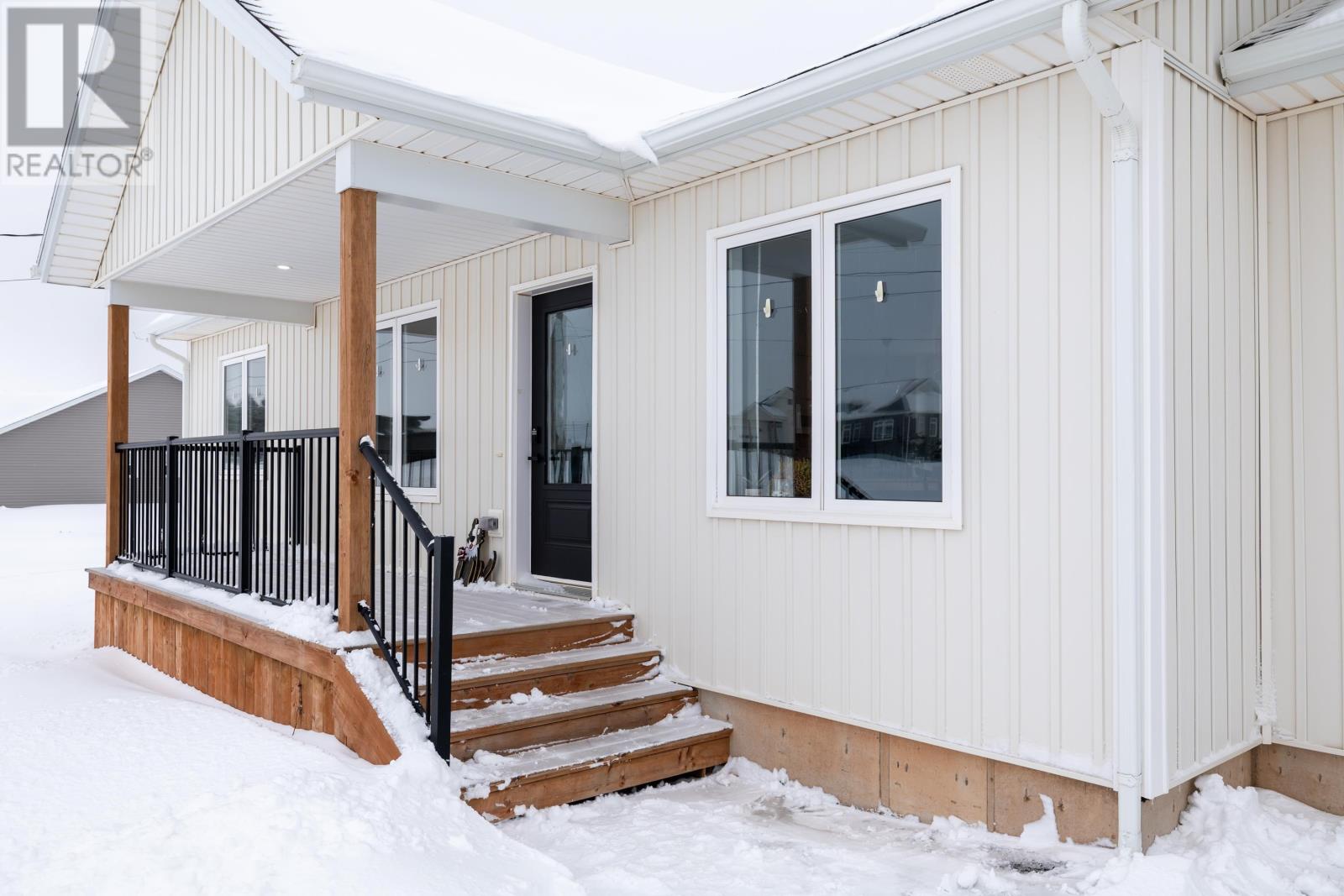 66 Kingsway Drive, New Perth, Prince Edward Island  C0A 1G0 - Photo 3 - 202603039