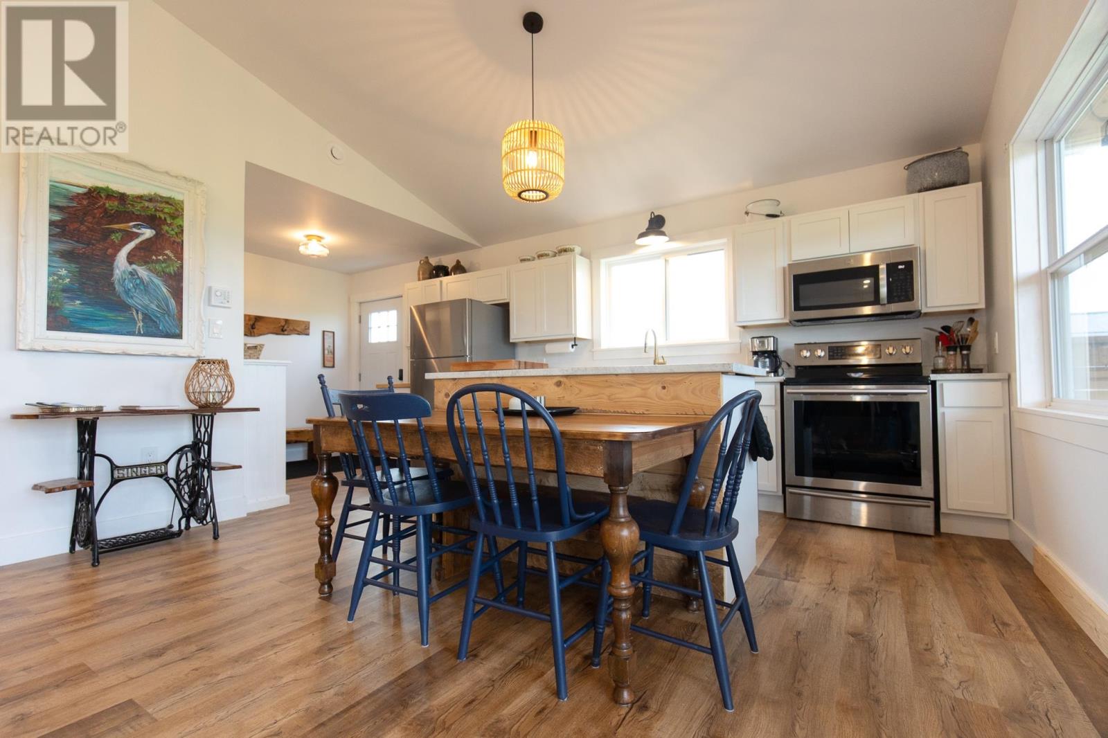 38 Basinview Crescent, Darnley, Prince Edward Island  C0B 1M0 - Photo 10 - 202603060