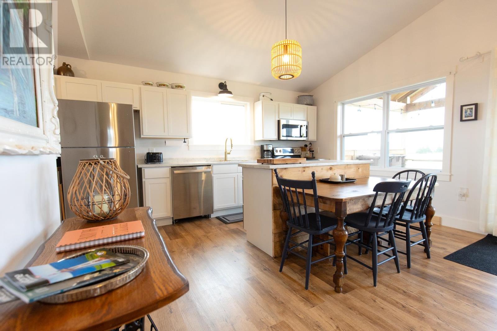 38 Basinview Crescent, Darnley, Prince Edward Island  C0B 1M0 - Photo 11 - 202603060