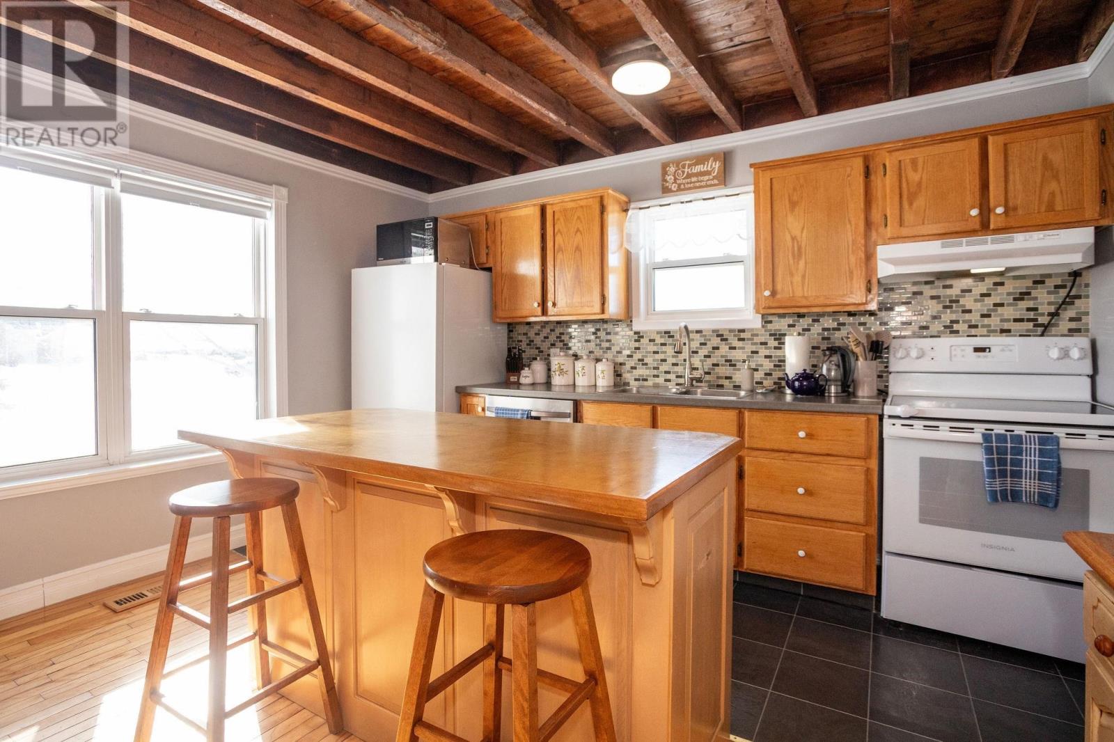 7678 Trans Canada Highway, Vernon Bridge, Prince Edward Island  C0A 2E0 - Photo 10 - 202603208