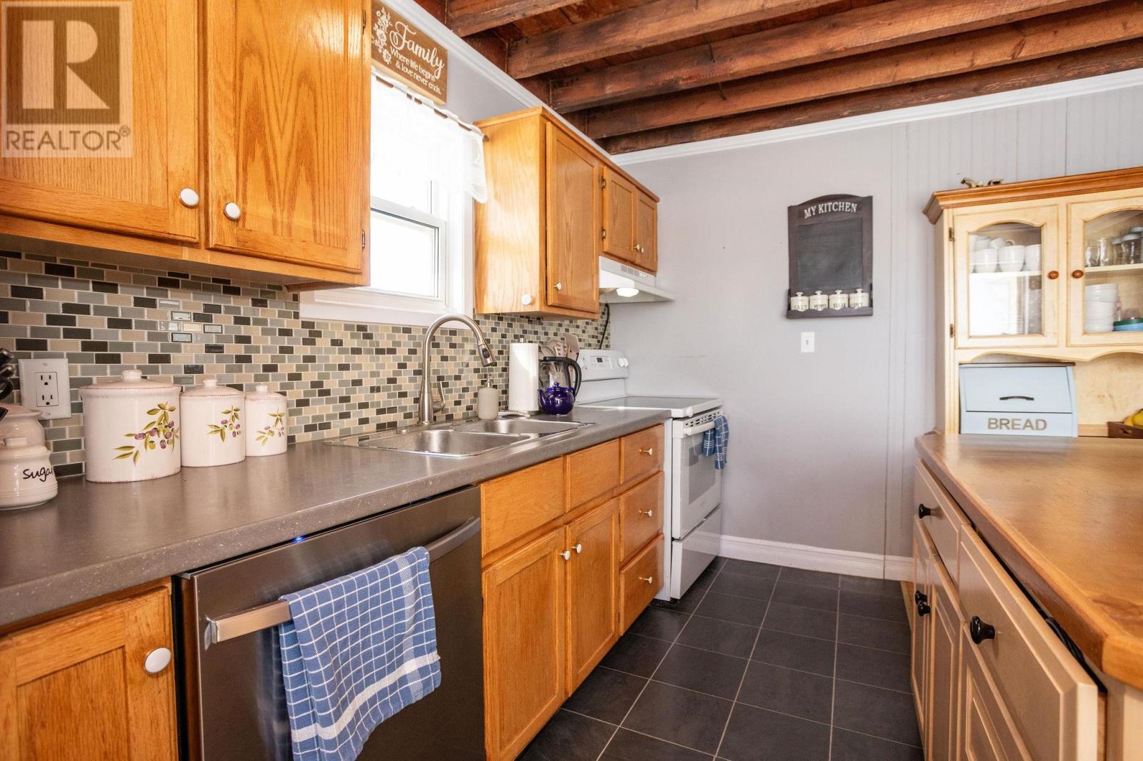 7678 Trans Canada Highway, Vernon Bridge, Prince Edward Island  C0A 2E0 - Photo 9 - 202603208