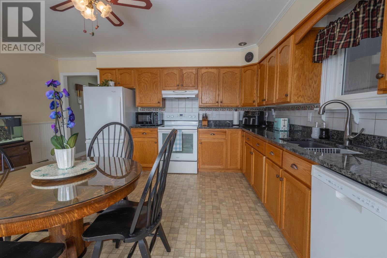 21 Glenn Drive, Summerside, Prince Edward Island  C1N 4M3 - Photo 10 - 202603215