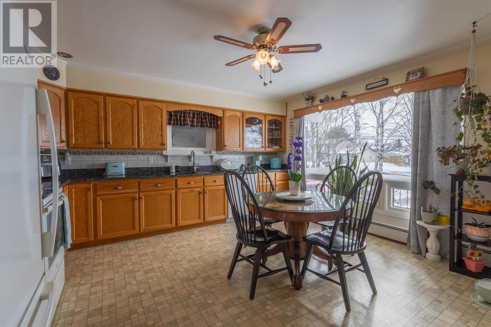 21 Glenn Drive, Summerside, Prince Edward Island  C1N 4M3 - Photo 9 - 202603215