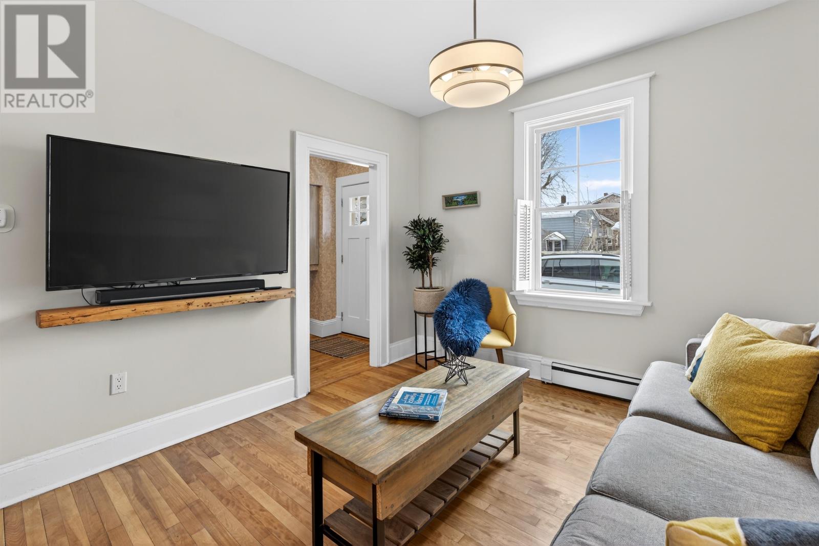 361-363 Queen Street, Charlottetown, Prince Edward Island  C1A 4C7 - Photo 9 - 202603500