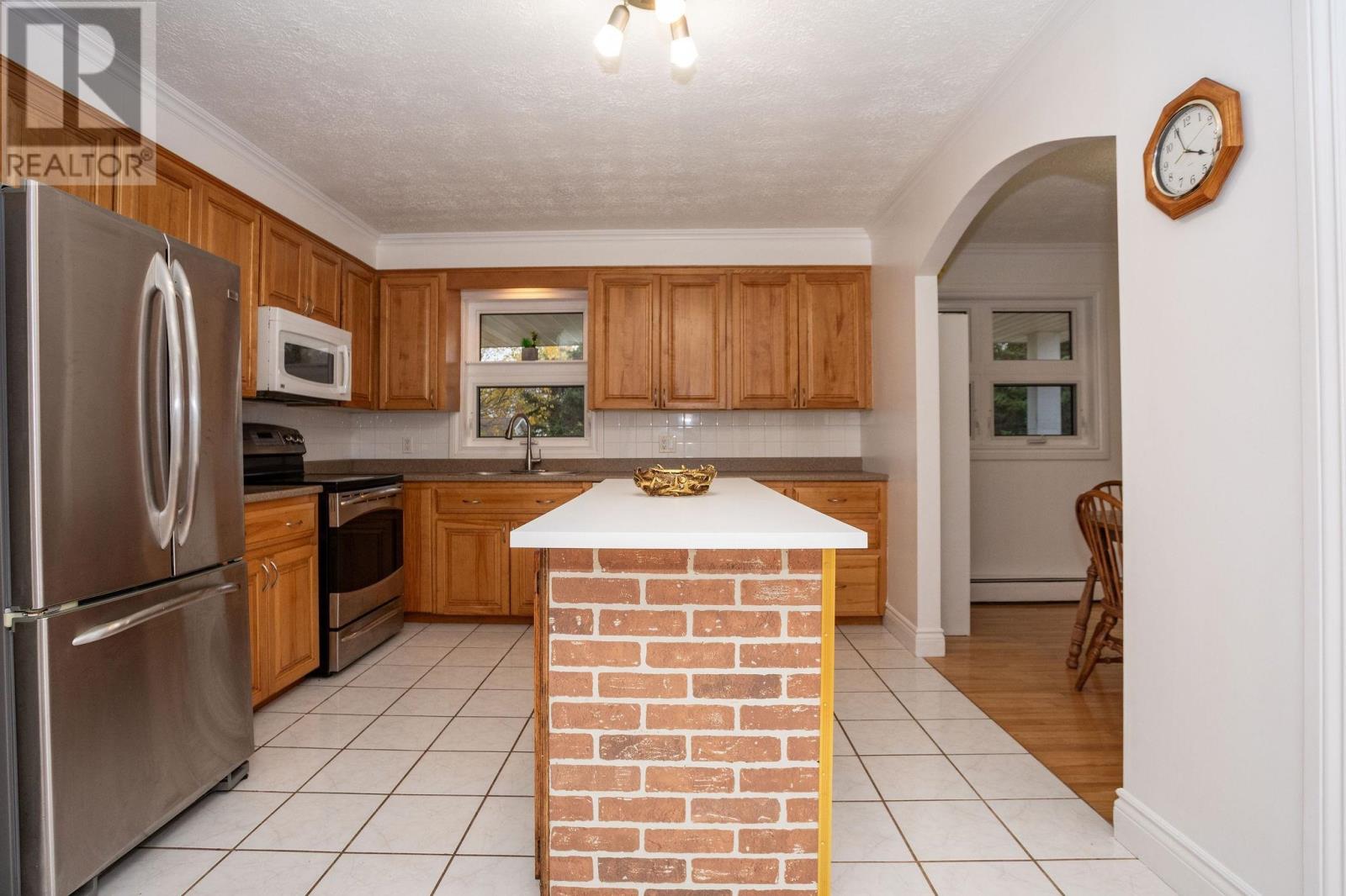 7 Crestview Drive, Charlottetown, Prince Edward Island  C1E 1N4 - Photo 8 - 202603597