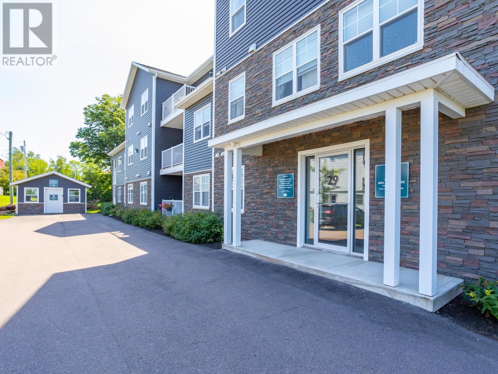 109 29 Stratford Road, Stratford, Prince Edward Island  C1B 1T1 - Photo 3 - 202603613