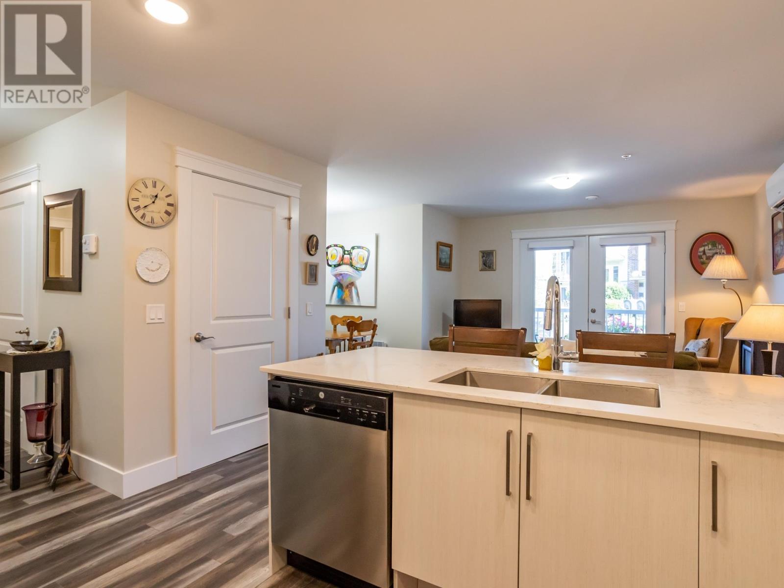 109 29 Stratford Road, Stratford, Prince Edward Island  C1B 1T1 - Photo 6 - 202603613