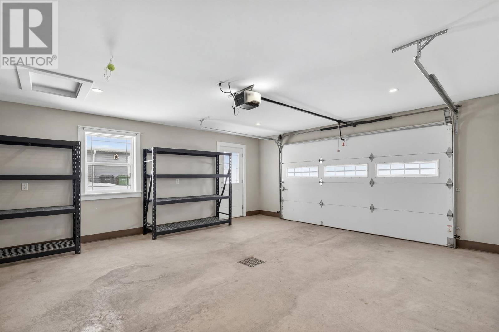 69 East Royalty Road, Charlottetown, Prince Edward Island  C1C 0B1 - Photo 8 - 202603715