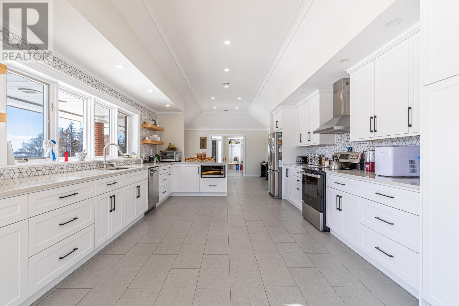 600 Malpeque Road, Charlottetown, Prince Edward Island  C1E 0J4 - Photo 12 - 202603735