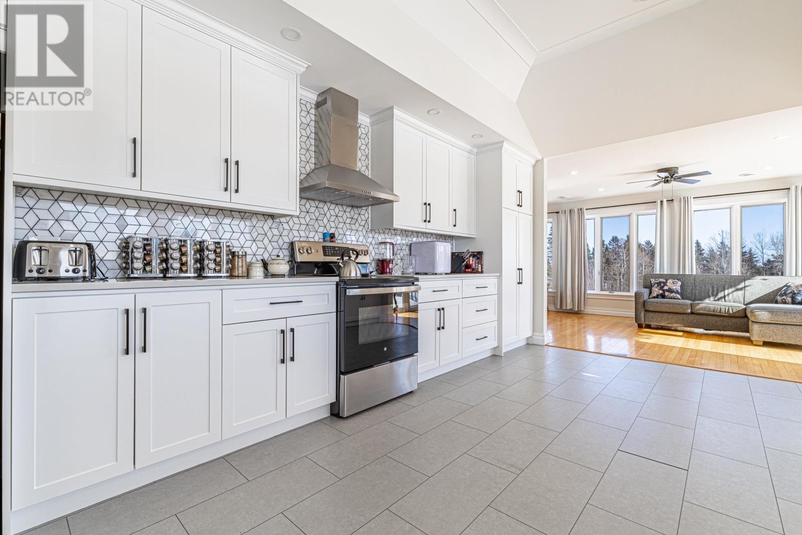 600 Malpeque Road, Charlottetown, Prince Edward Island  C1E 0J4 - Photo 14 - 202603735