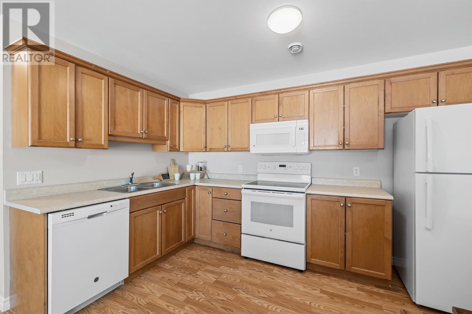 201 49 Burns Avenue, Charlottetown, Prince Edward Island  C1E 0B9 - Photo 14 - 202603828