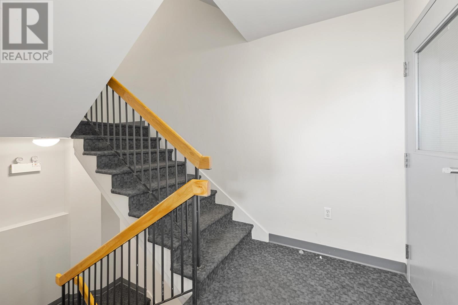 306 49 Burns Avenue, Charlottetown, Prince Edward Island  C1E 0B9 - Photo 3 - 202603829