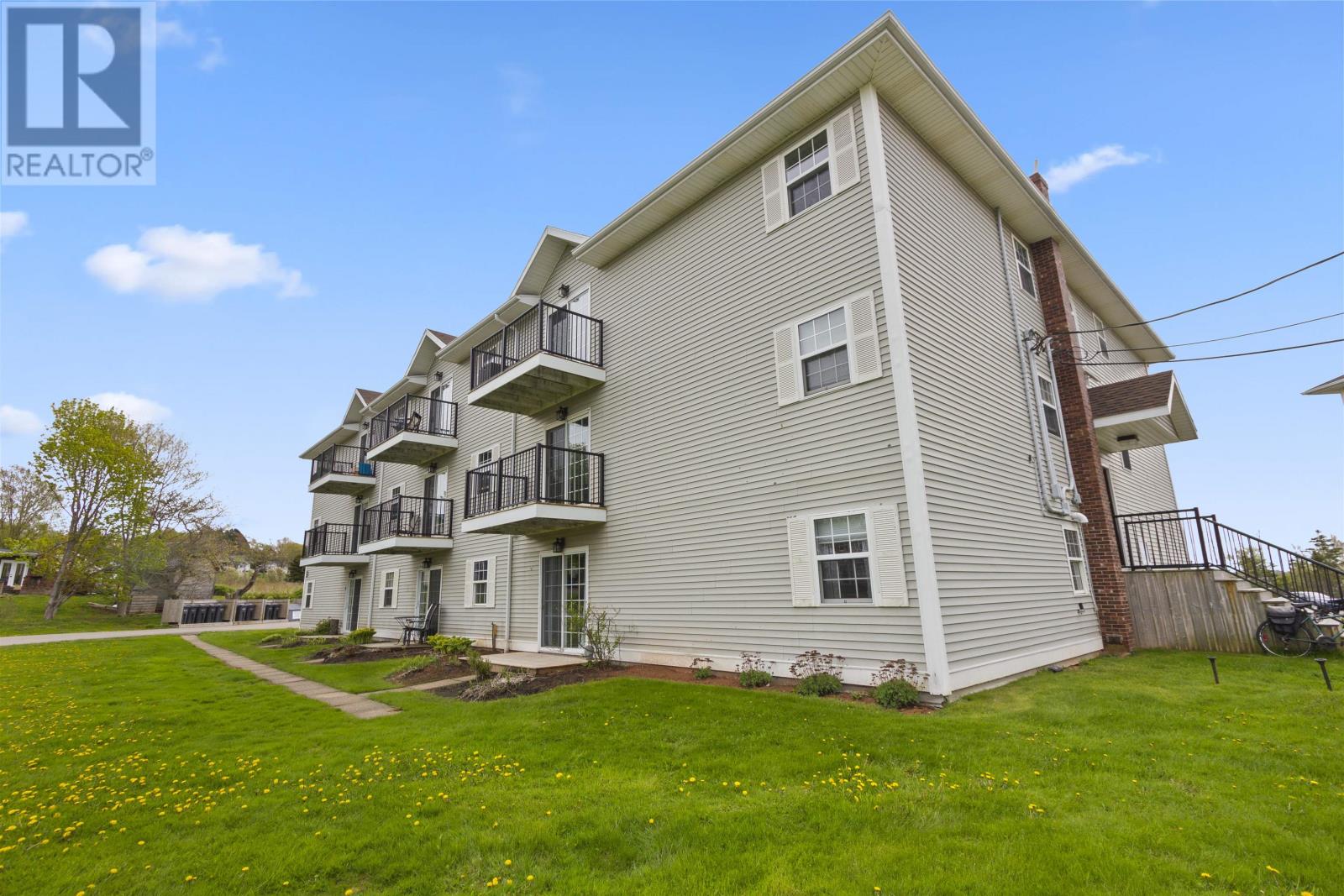 18 22 Waterview Heights, Charlottetown, Prince Edward Island  C1A 9J8 - Photo 10 - 202603905