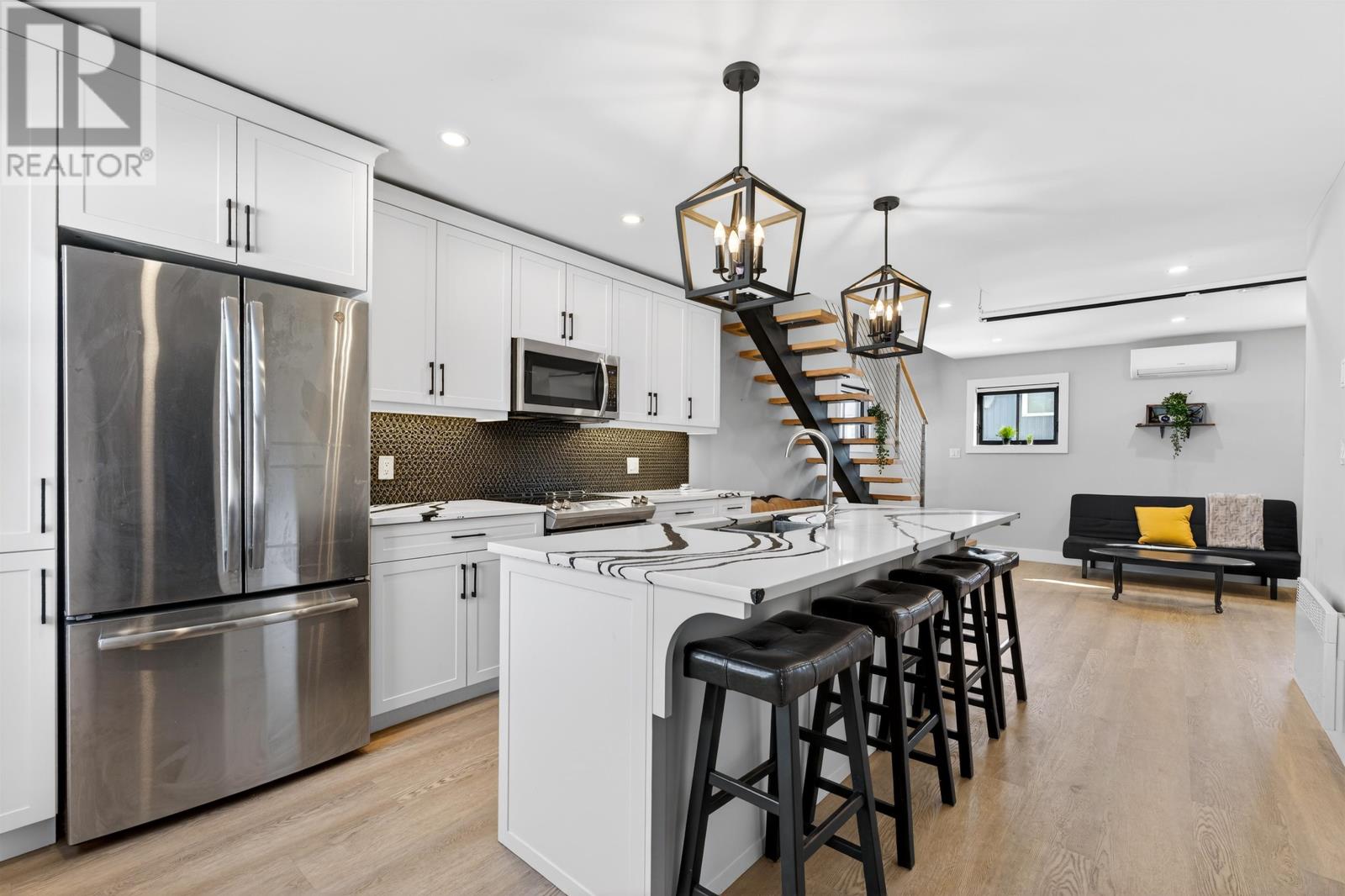 201 52 Sydney Street, Charlottetown, Prince Edward Island  C1A 1G2 - Photo 11 - 202604001