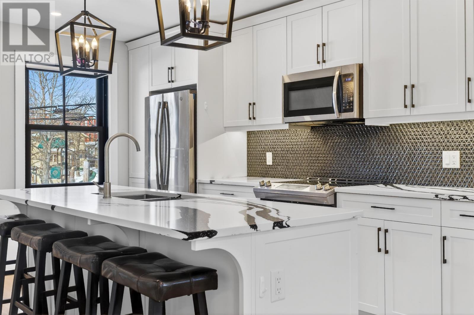 201 52 Sydney Street, Charlottetown, Prince Edward Island  C1A 1G2 - Photo 15 - 202604001