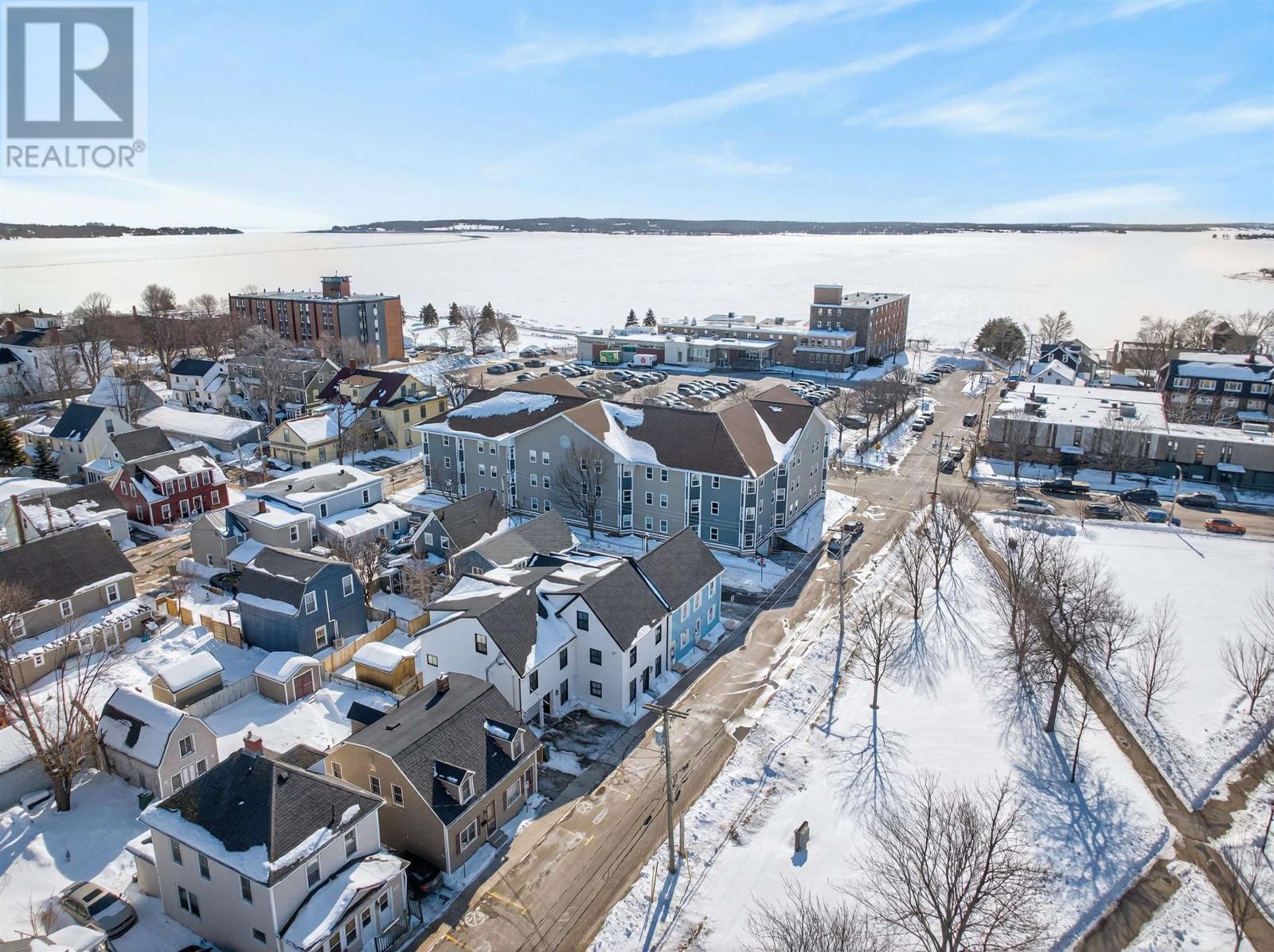 201 52 Sydney Street, Charlottetown, Prince Edward Island  C1A 1G2 - Photo 40 - 202604001