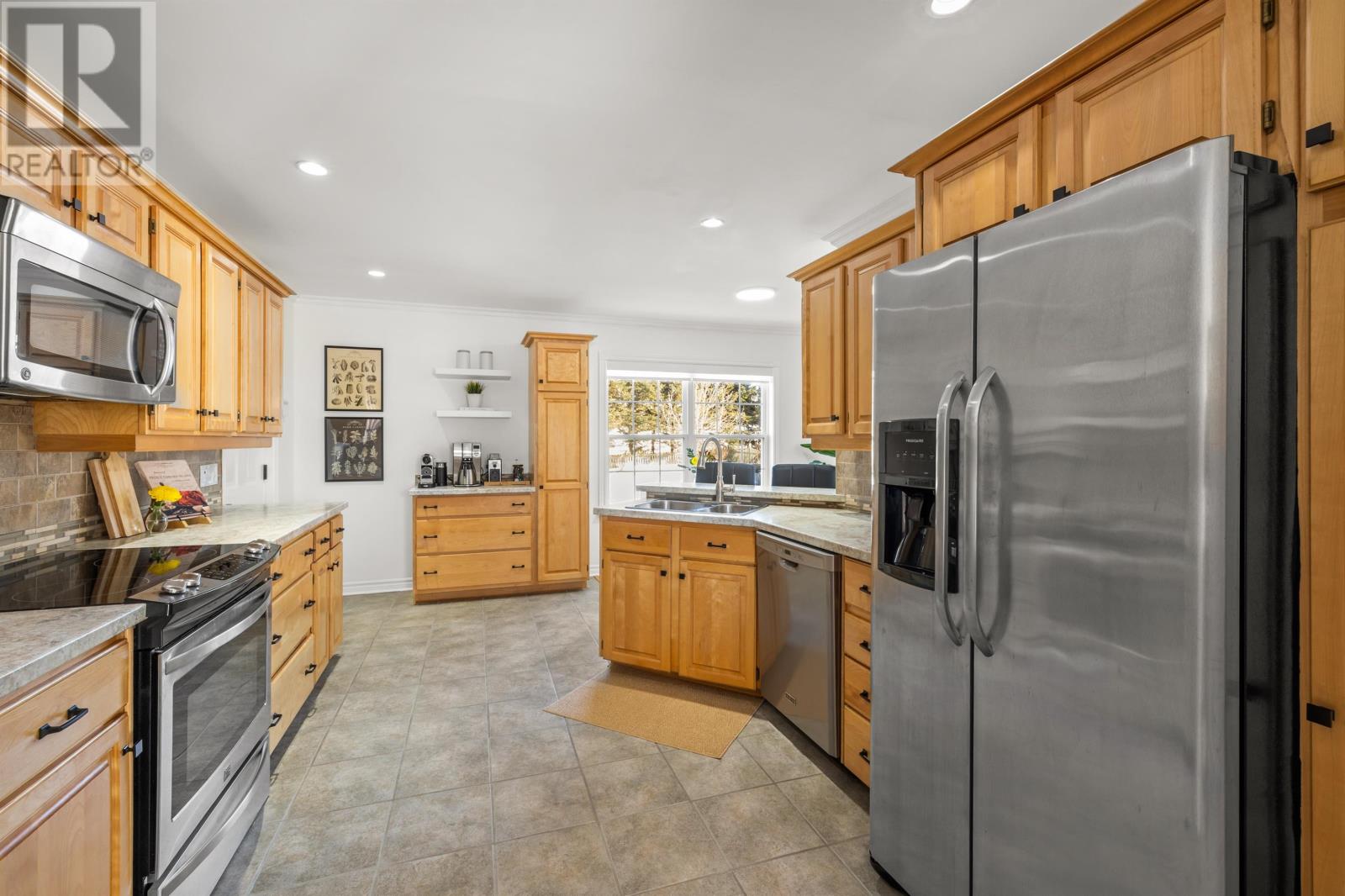 22 Golf View Drive, Stratford, Prince Edward Island  C1B 2V6 - Photo 12 - 202604006