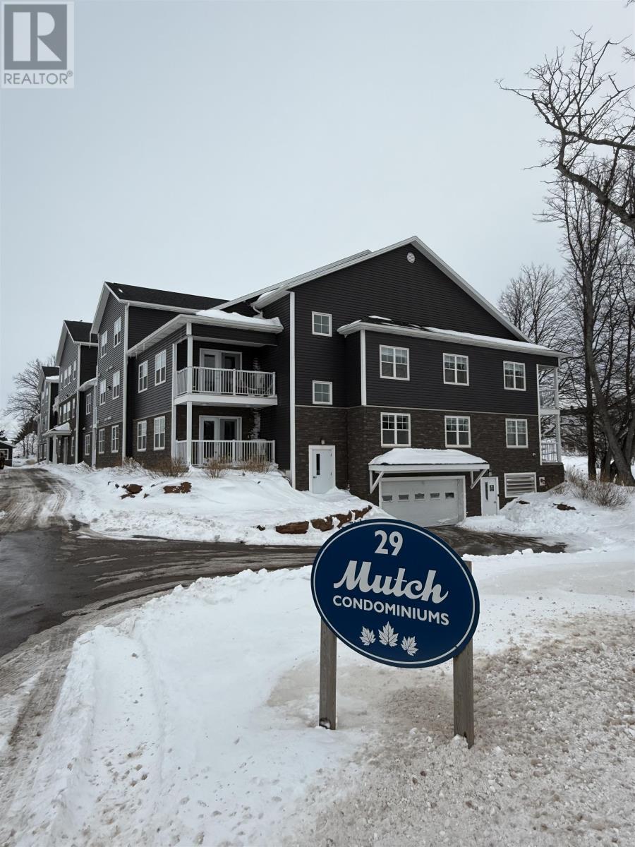 101 29 Stratford Road, Stratford, Prince Edward Island