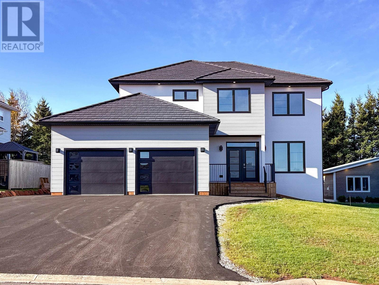 7 Maple Leaf Row, Stratford, Prince Edward Island