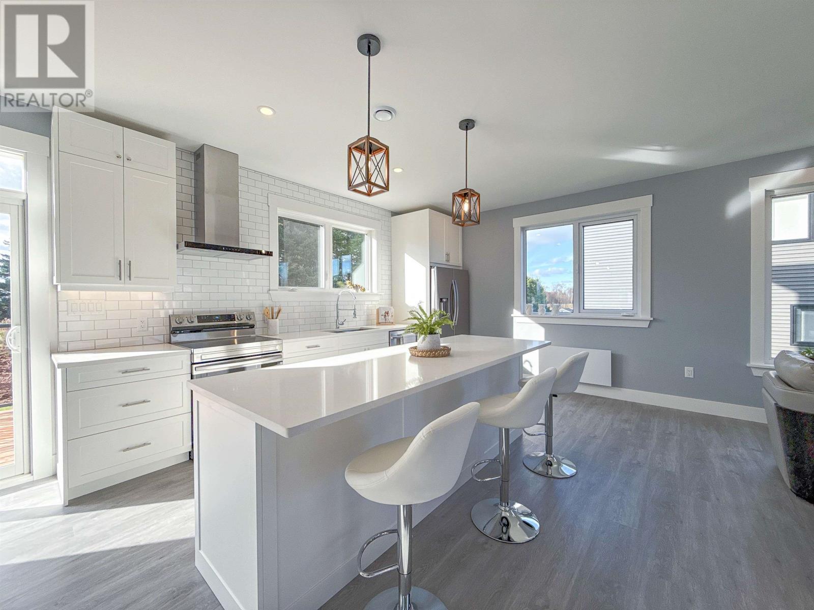 7 Maple Leaf Row, Stratford, Prince Edward Island  C1B 4C9 - Photo 10 - 202604097