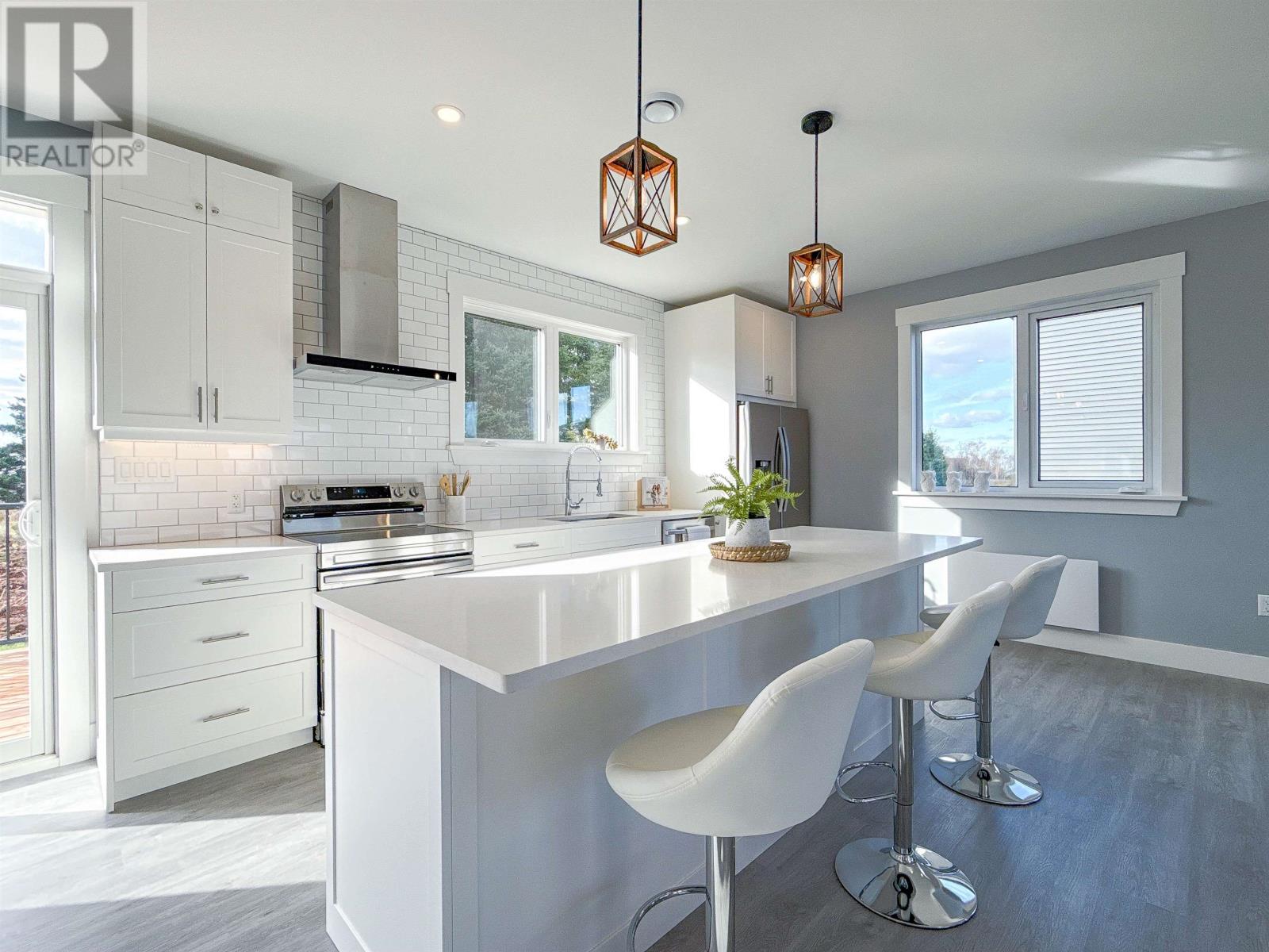 7 Maple Leaf Row, Stratford, Prince Edward Island  C1B 4C9 - Photo 16 - 202604097