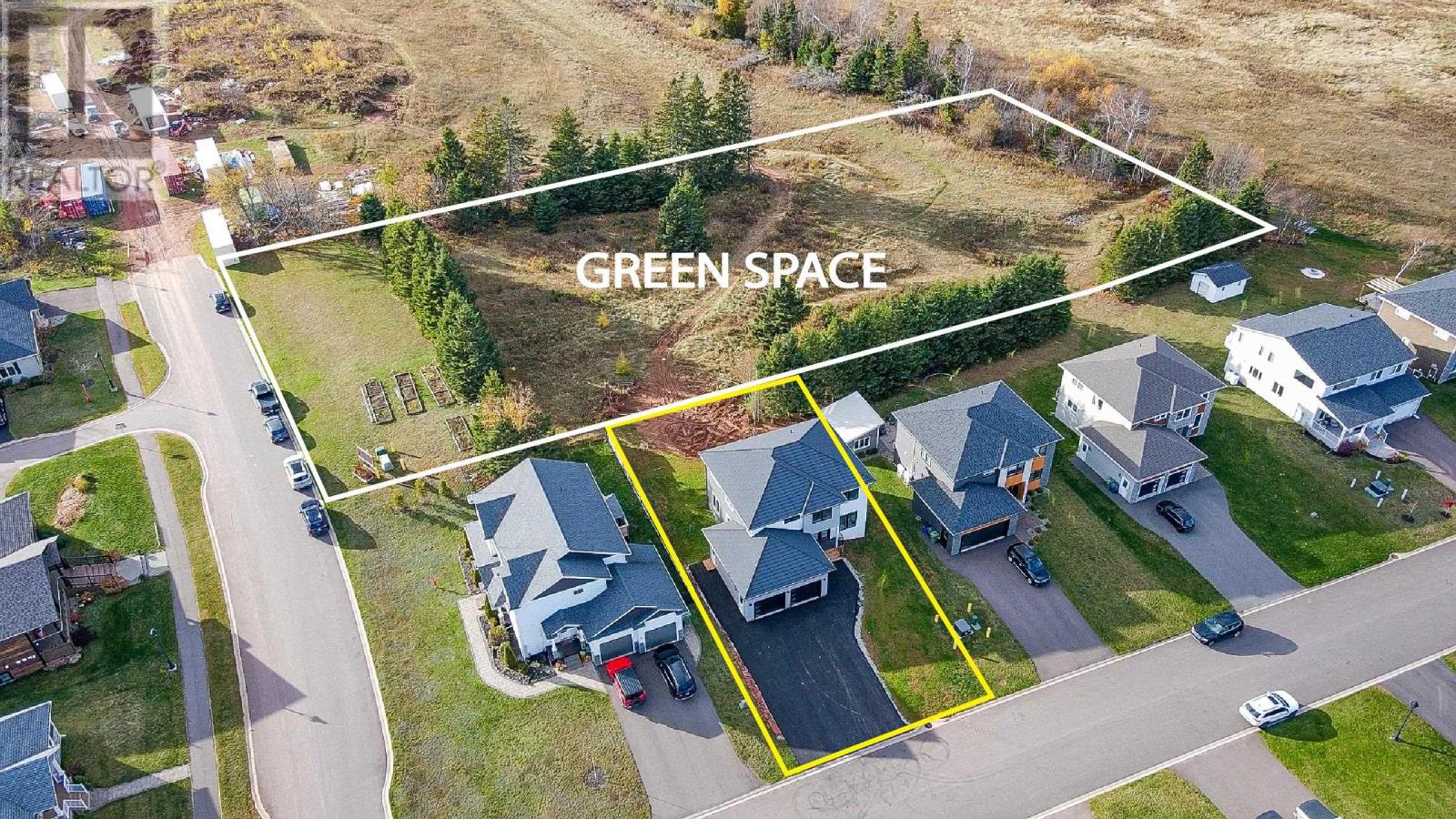 7 Maple Leaf Row, Stratford, Prince Edward Island  C1B 4C9 - Photo 2 - 202604097