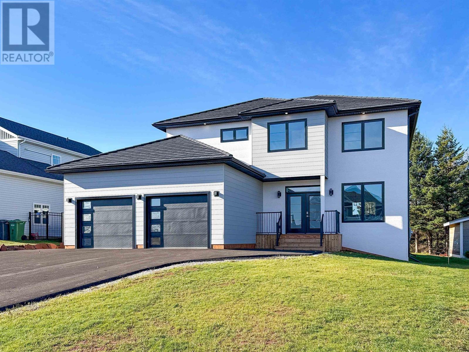 7 Maple Leaf Row, Stratford, Prince Edward Island  C1B 4C9 - Photo 3 - 202604097