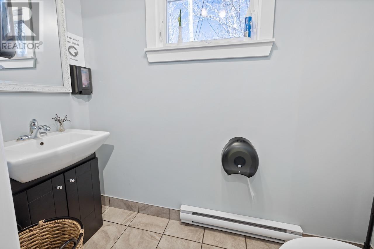 21 Breakwater Street, Souris, Prince Edward Island  C0A 2B0 - Photo 20 - 202604113