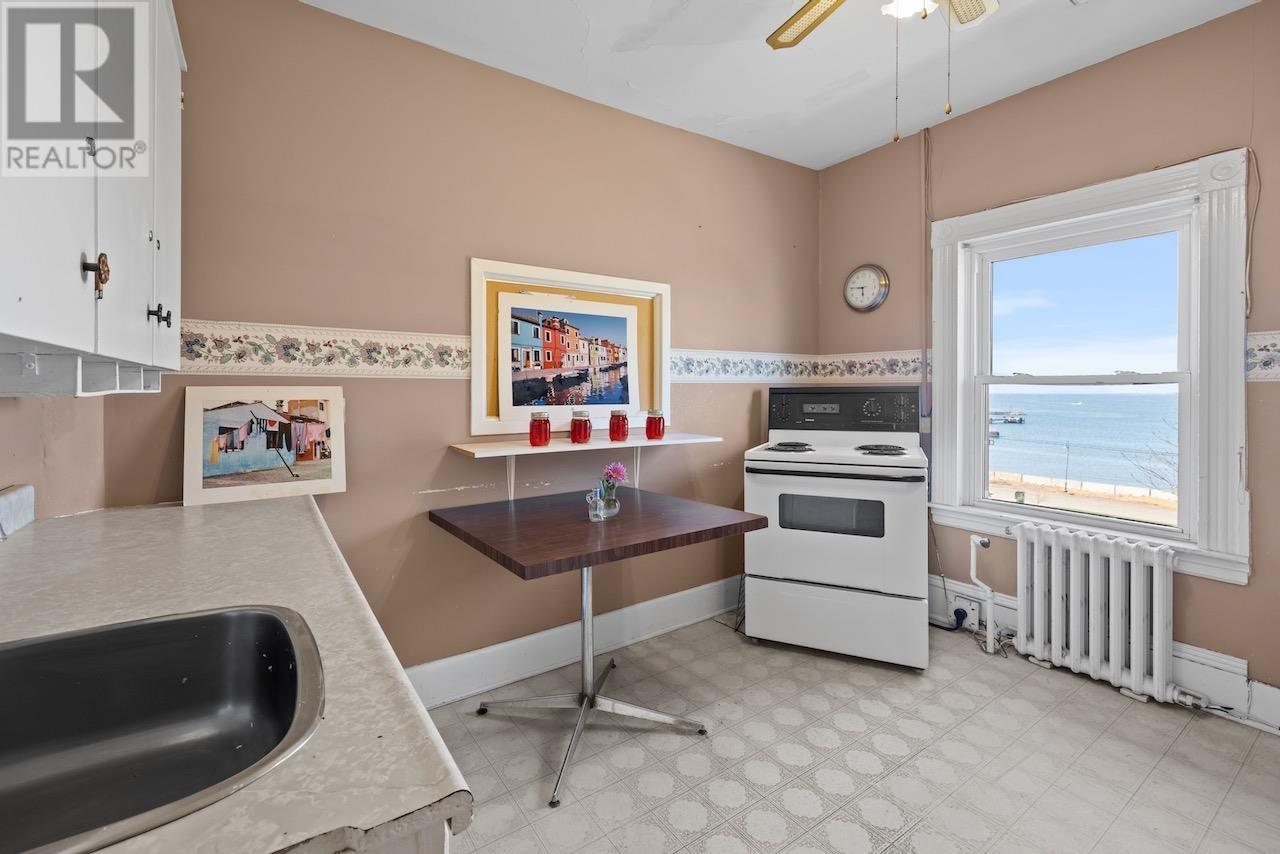 21 Breakwater Street, Souris, Prince Edward Island  C0A 2B0 - Photo 33 - 202604113