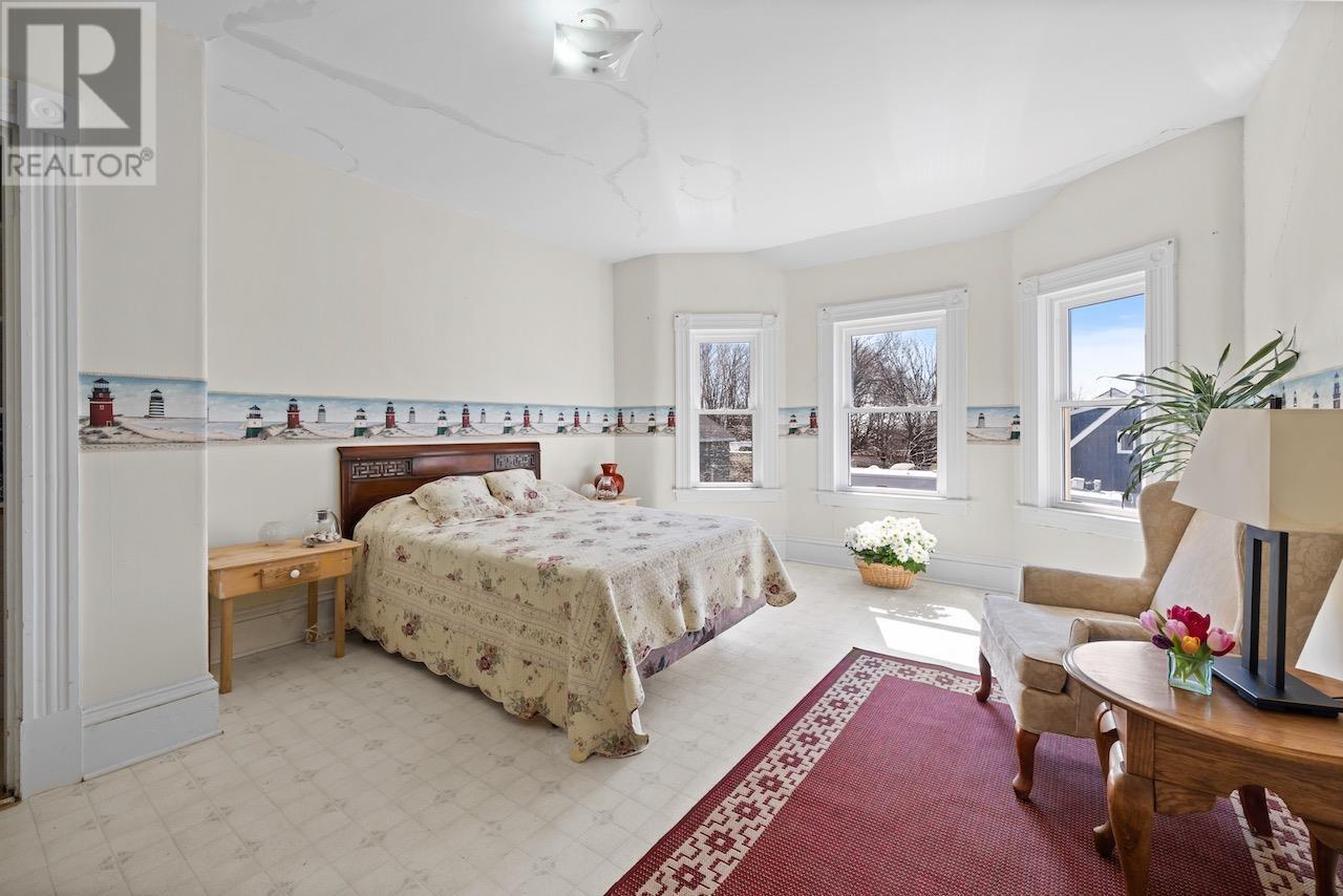 21 Breakwater Street, Souris, Prince Edward Island  C0A 2B0 - Photo 37 - 202604113