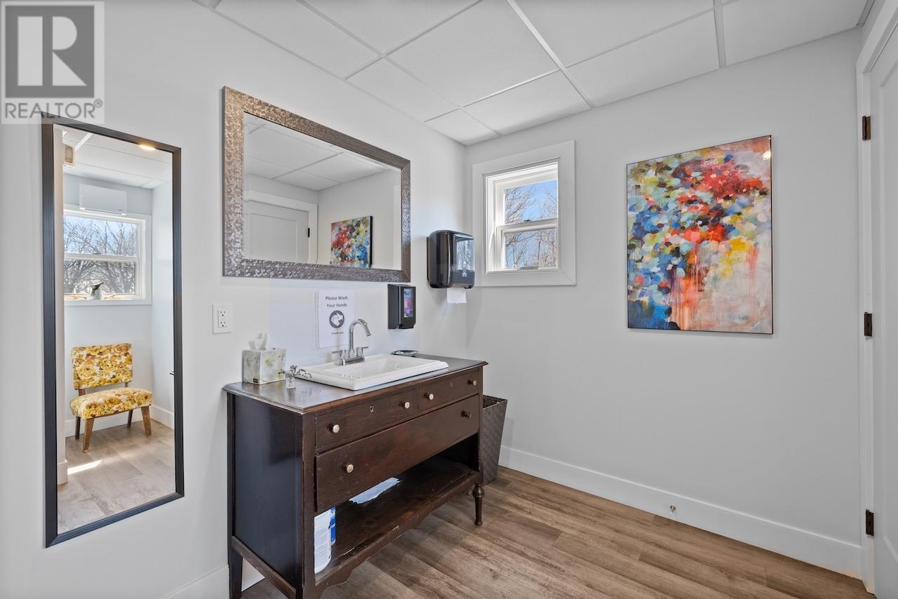 21 Breakwater Street, Souris, Prince Edward Island  C0A 2B0 - Photo 38 - 202604113