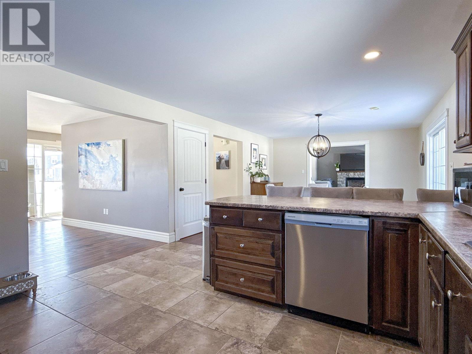 58 St. George Crescent, Stratford, Prince Edward Island  C1B 3X2 - Photo 8 - 202604137