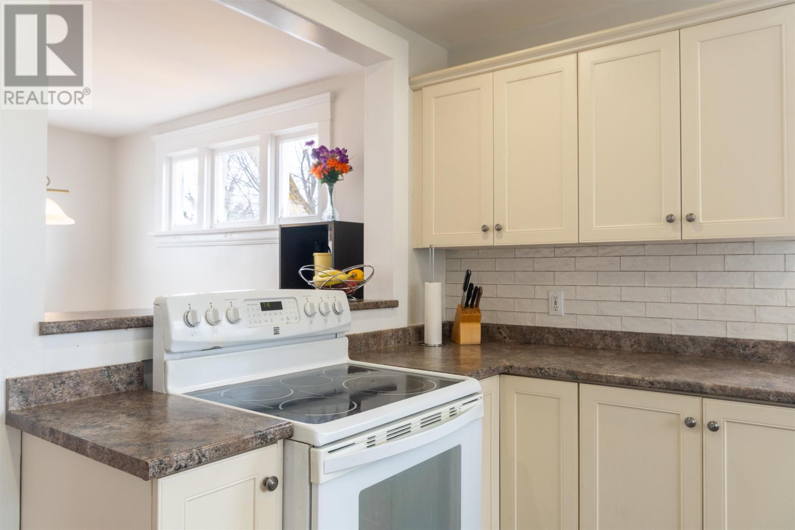 289 Granville Street, Summerside, Prince Edward Island  C1N 3A8 - Photo 4 - 202604186