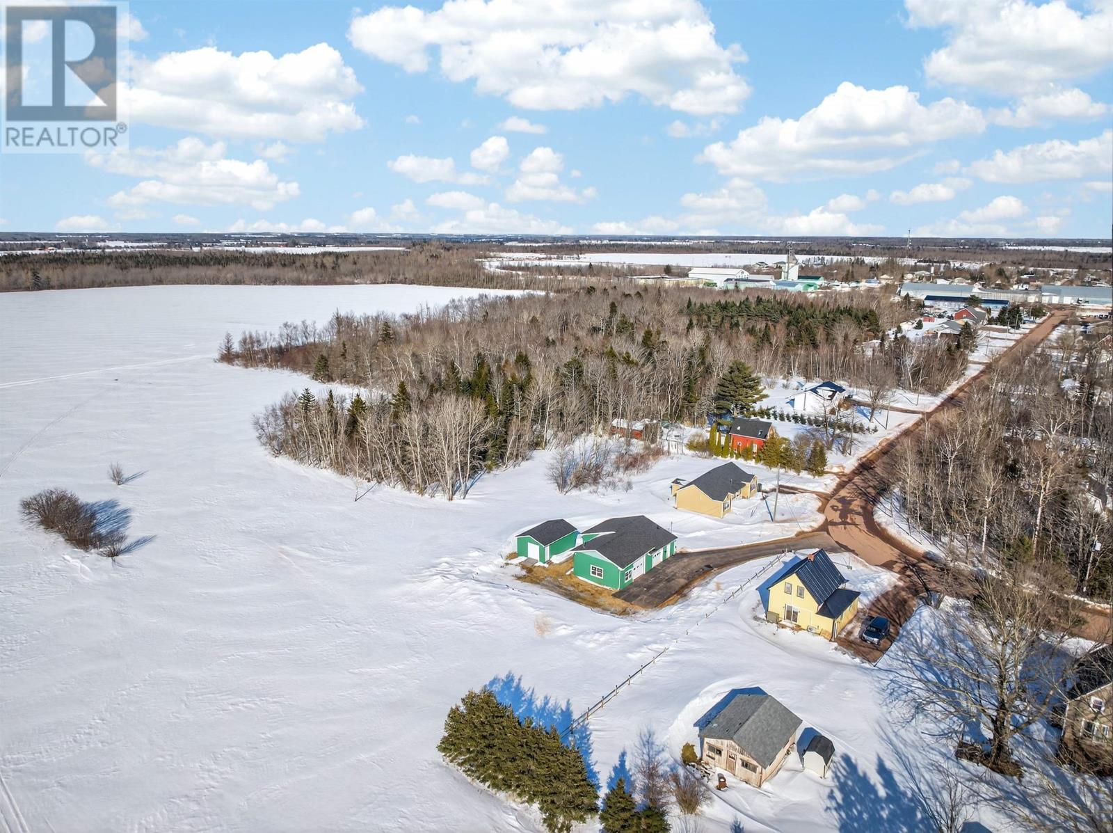 23 Park Avenue, O'leary, Prince Edward Island  C0B 1V0 - Photo 5 - 202604263