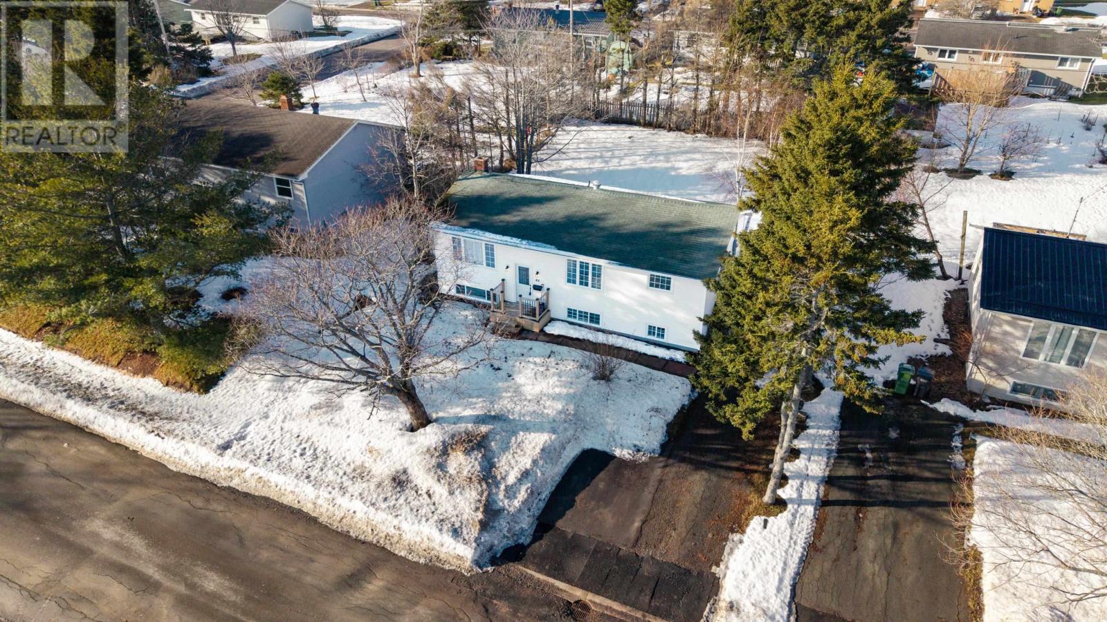 44 Westcomb Crescent, Charlottetown, Prince Edward Island  C1C 1B3 - Photo 4 - 202604410