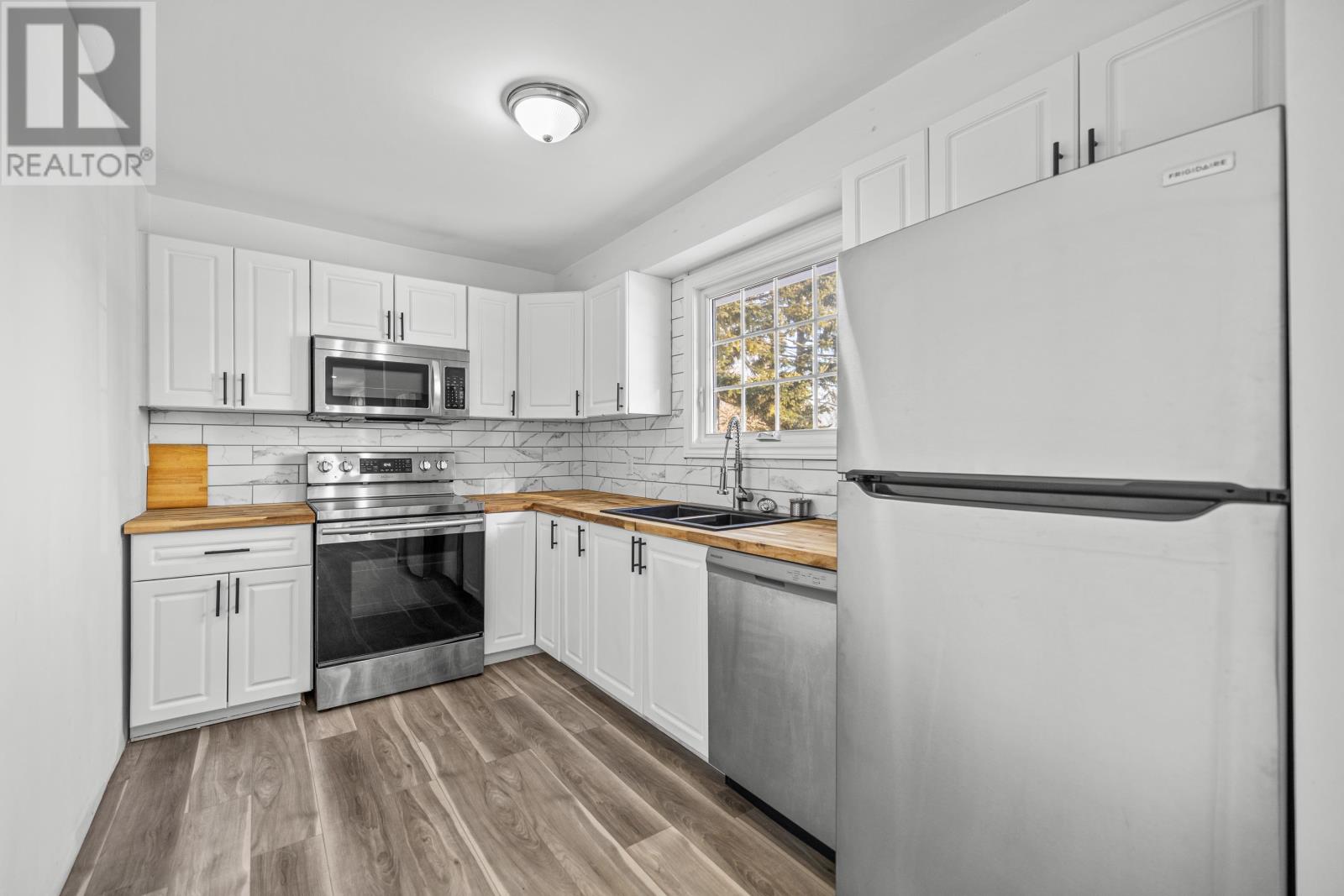 44 Westcomb Crescent, Charlottetown, Prince Edward Island  C1C 1B3 - Photo 9 - 202604410