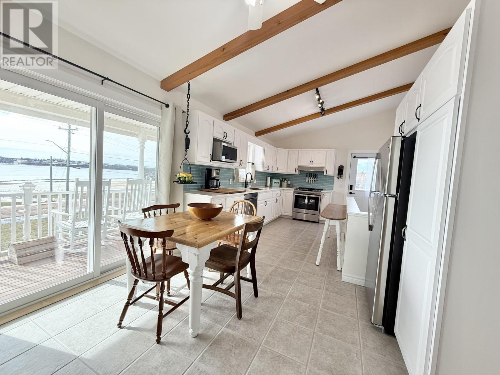 8 Burns Avenue, Stanley Bridge, Prince Edward Island  C0A 1N0 - Photo 15 - 202604455