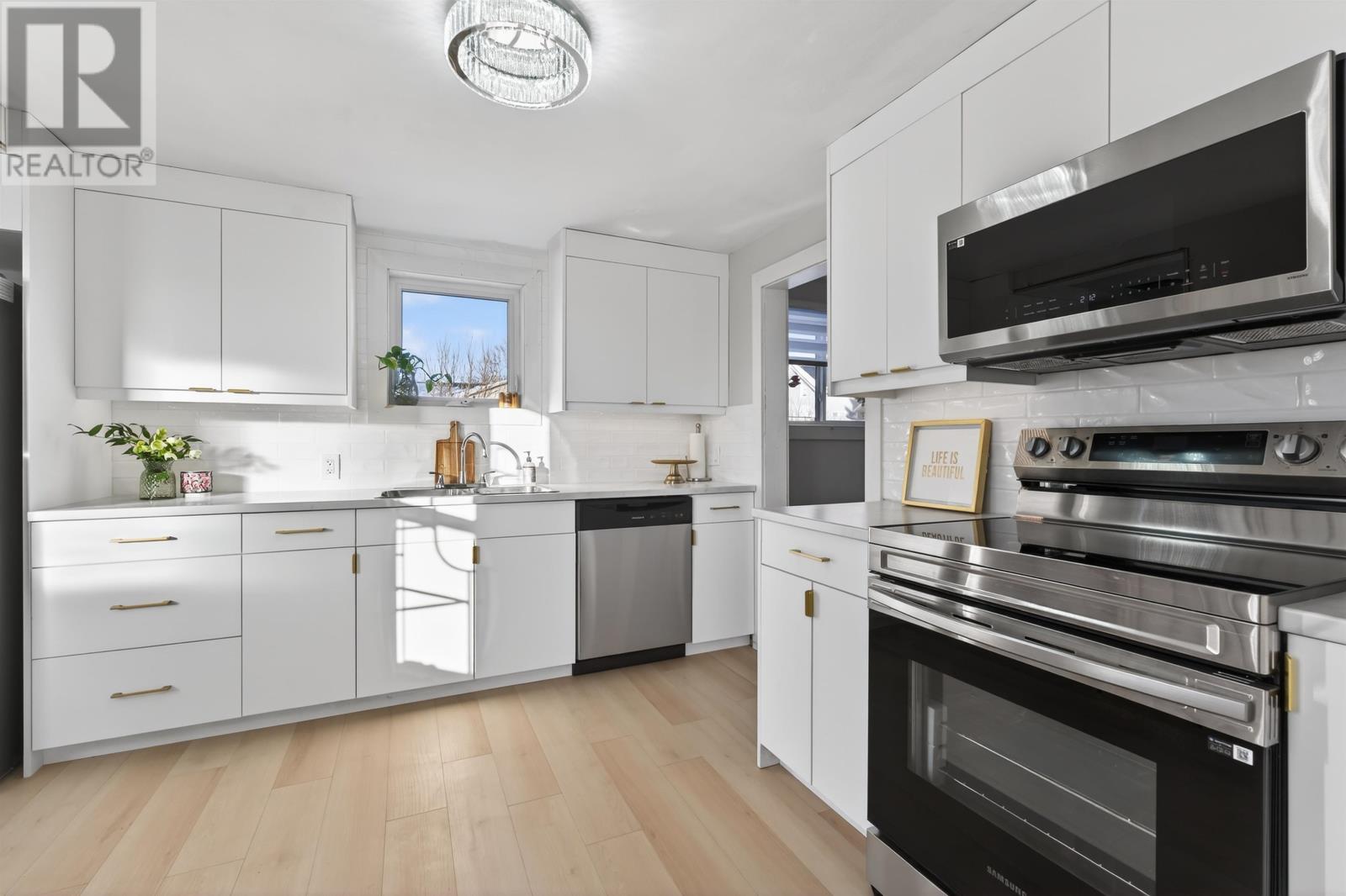 405 Poplar Avenue, Summerside, Prince Edward Island  C1N 2B9 - Photo 1 - 202604466