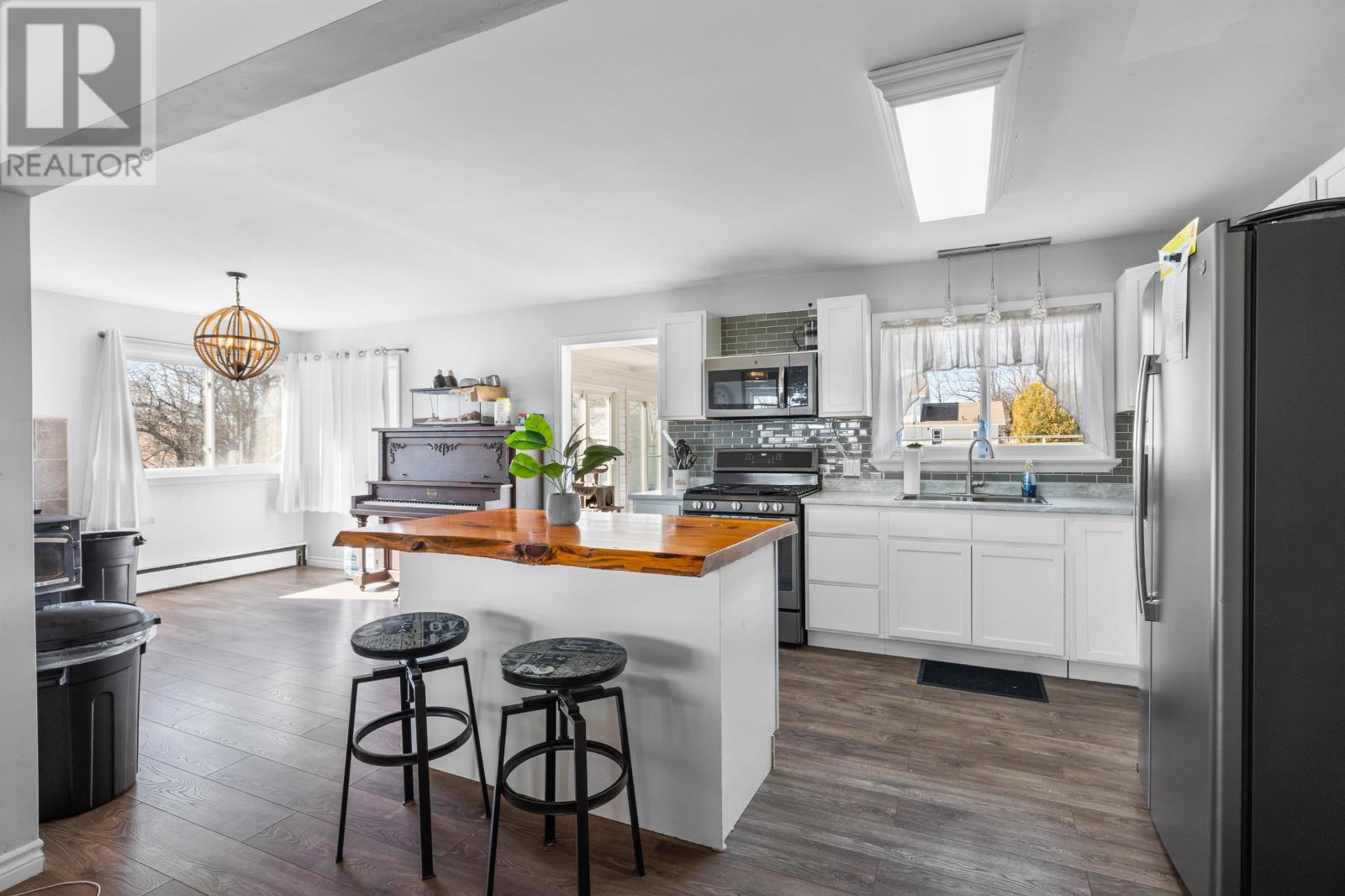 262 Summer Street, Summerside, Prince Edward Island  C1N 3K1 - Photo 5 - 202604563