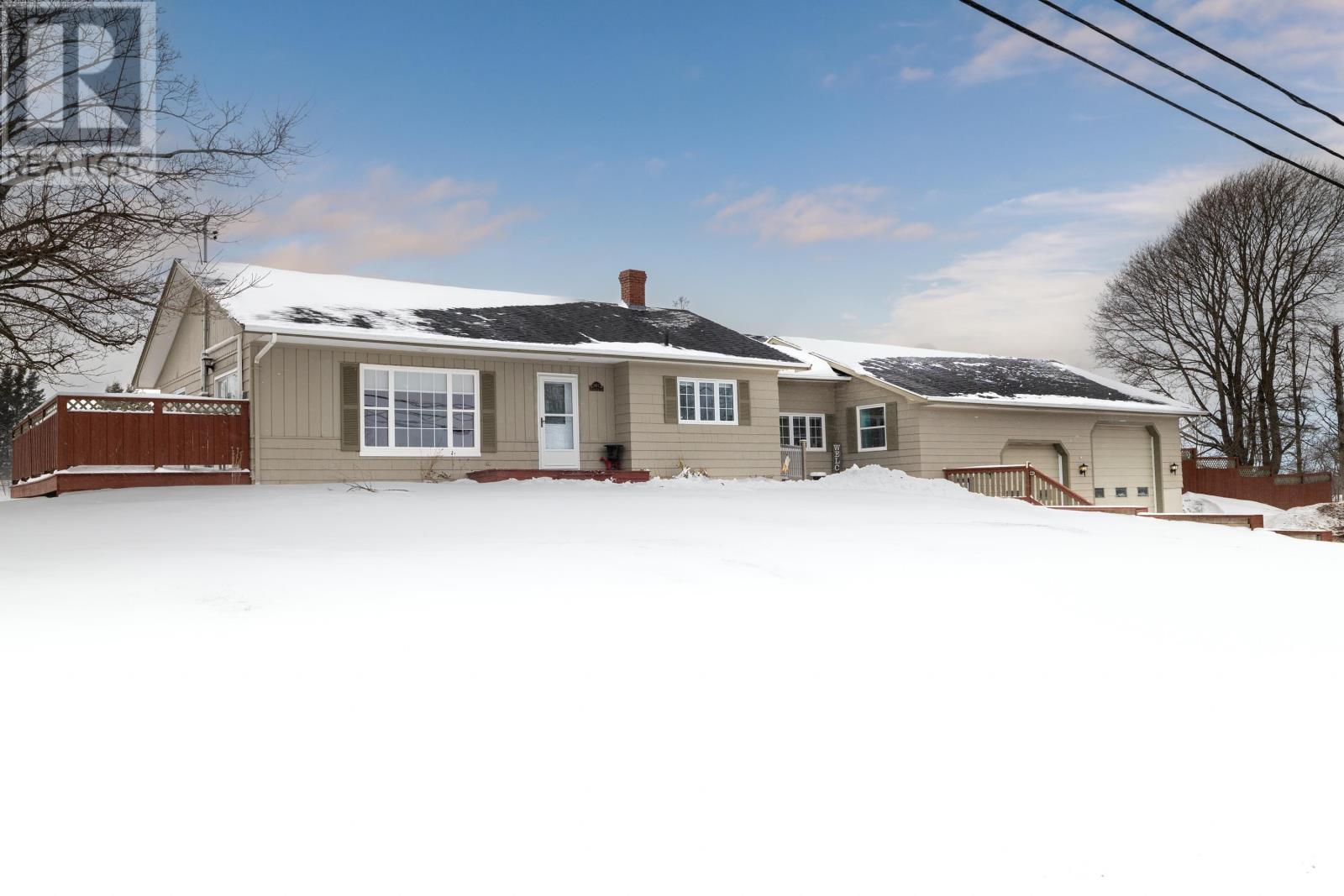 907 York Road, York, Prince Edward Island