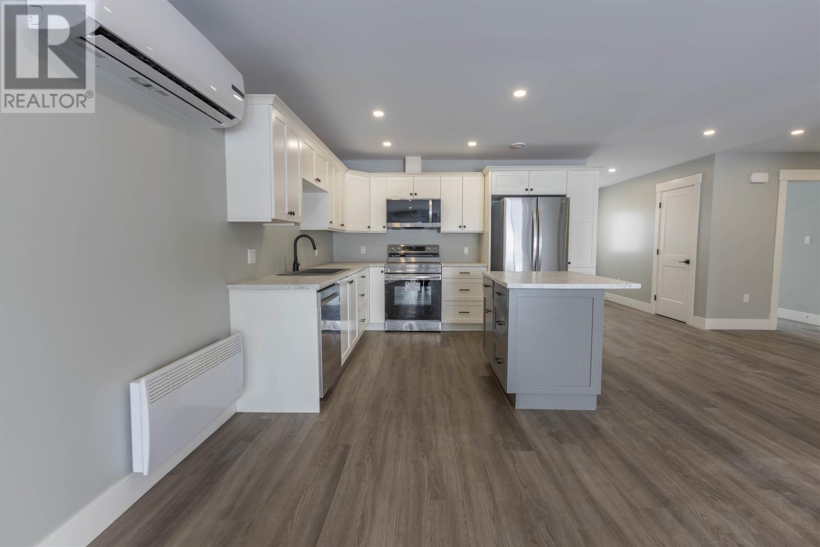 47-51 Smallwood Terrace, Stratford, Prince Edward Island  C1B 4L9 - Photo 7 - 202604623