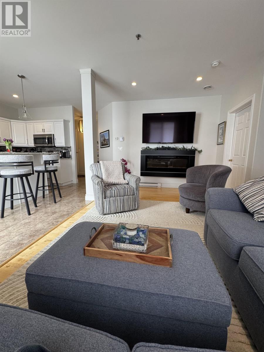 202 111 Richmond Street, Charlottetown, Prince Edward Island  C1A 1H7 - Photo 10 - 202604729