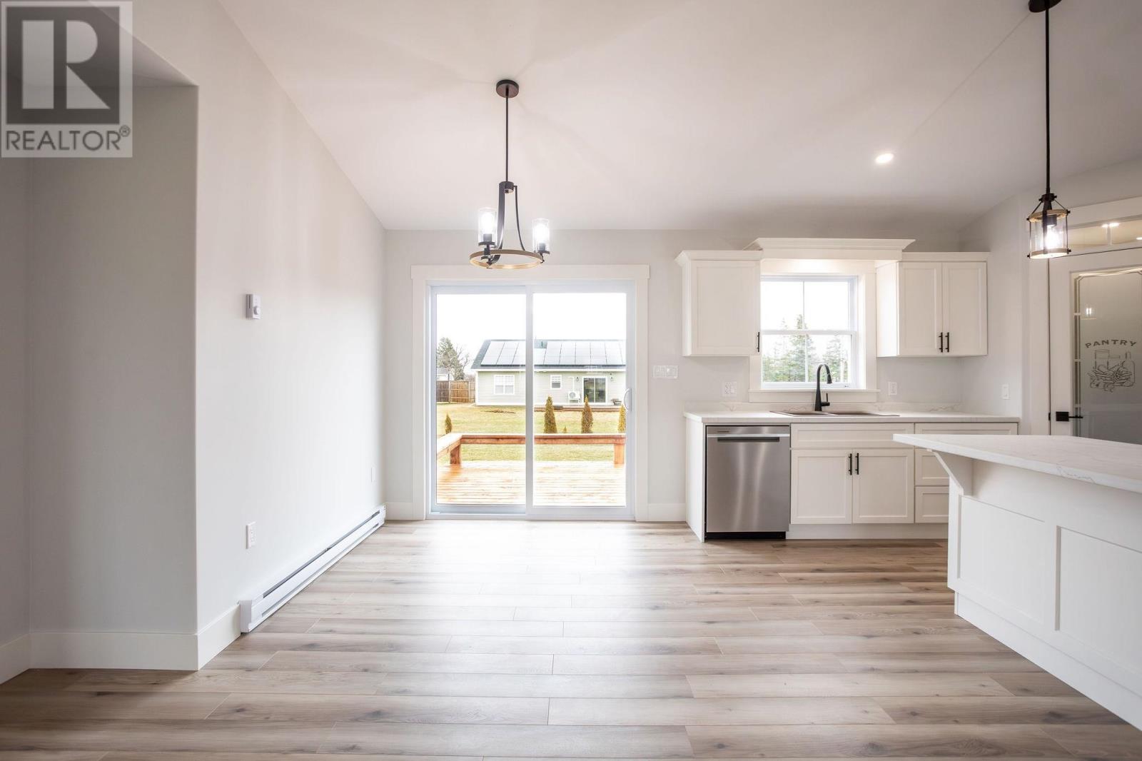 32 Anne Avenue, Charlottetown, Prince Edward Island  C1C 0T1 - Photo 10 - 202604792